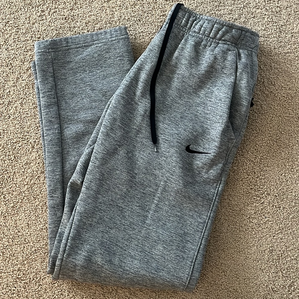 Nike men’s sweats - excellent condition Size M
